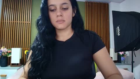  Dahiana  online show from 01/10/25, 07:43