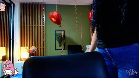  Dahiana  online show from 02/10/25, 07:49