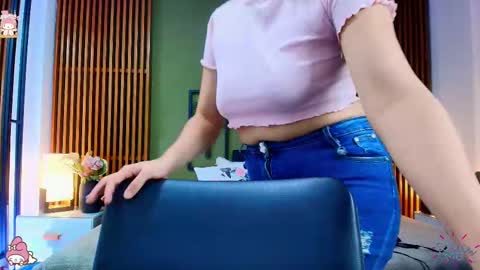  Dahiana  online show from 02/20/25, 08:03