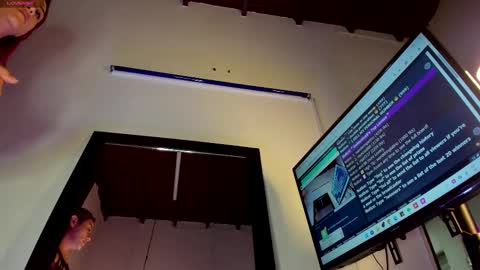 Dahian Fox online show from 03/10/25, 06:56