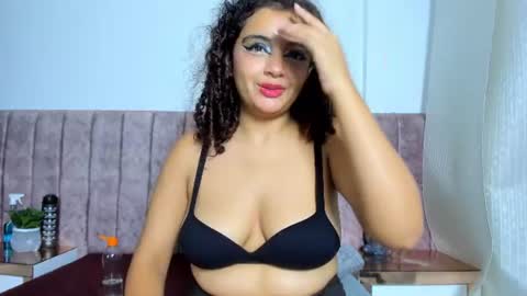 dahlia_rossee online show from 07/27/26, 09:00