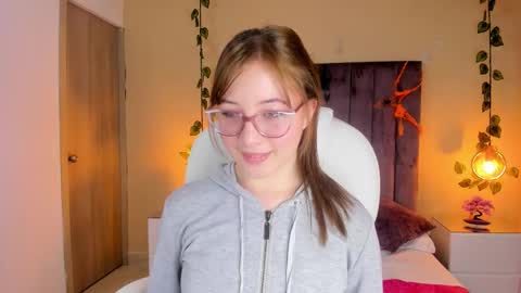 Dahlia online show from 10/10/25, 09:47