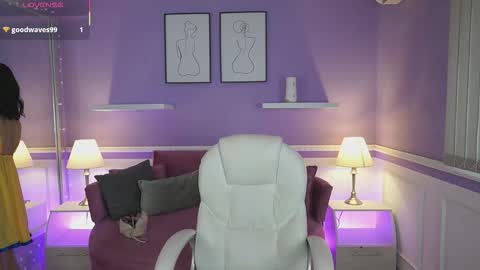 Dahlia Grey online show from 10/06/25, 11:40