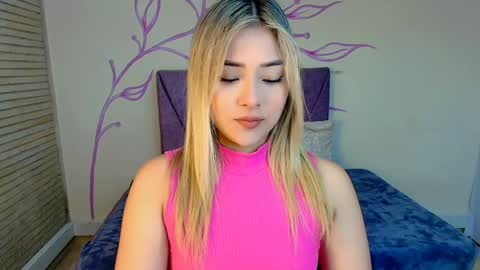 Dahlia online show from 01/05/25, 01:47