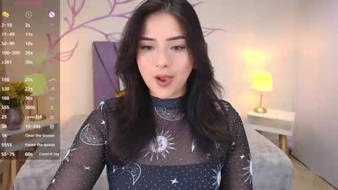 Dahlia online show from 09/17/25, 09:05