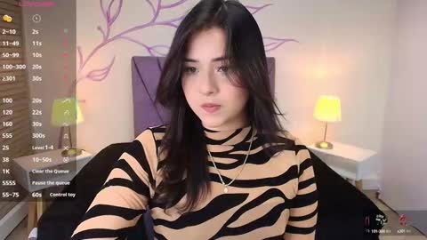 Dahlia online show from 09/18/25, 08:22