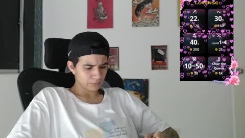 lorena online show from 05/15/26, 02:07