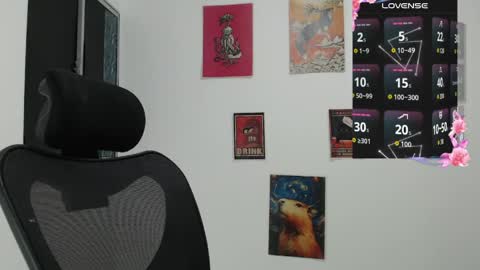 lorena online show from 05/19/26, 01:56