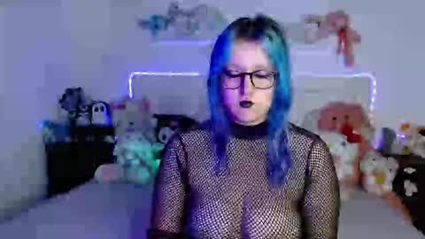 Snapshot of daiademoniaka chatting on 10/17/25, 12:47 online show from 10/17/25, 12:47