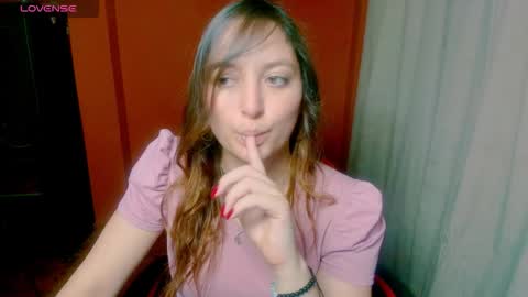 Snapshot of daiana_m chatting on 01/18/26, 11:52 Daiana online show from 01/18/26, 11:52