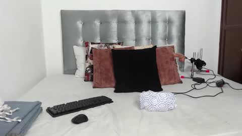 Daiisha.. online show from 10/03/25, 08:55