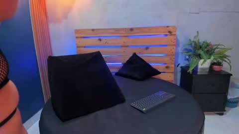 daiisy_kiss online show from 09/26/25, 07:51