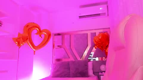 Daila  online show from 02/25/25, 03:20