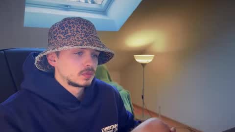 Daimon  online show from 03/09/25, 03:16