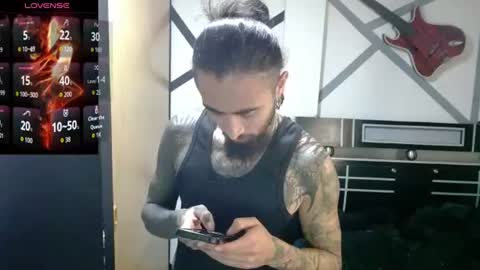 Snapshot of daimon_rock01 chatting on 07/07/26, 03:53 felipe online show from 07/07/26, 03:53