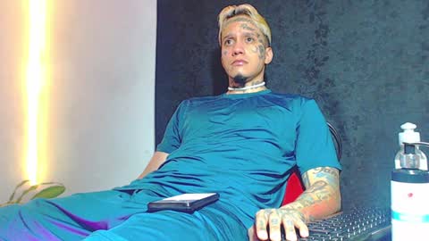 Daimond hope666 online show from 01/01/25, 04:07