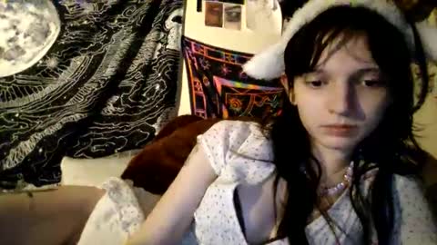 DaintyDarling online show from 02/21/25, 09:54