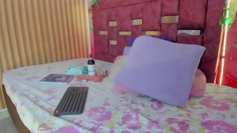 Snapshot of daisy__rose chatting on 04/09/26, 06:19 Dai online show from 04/09/26, 06:19