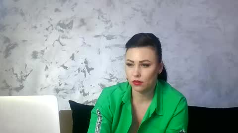 Snapshot of daisy_ashe chatting on 01/17/26, 06:44 Ashe online show from 01/17/26, 06:44