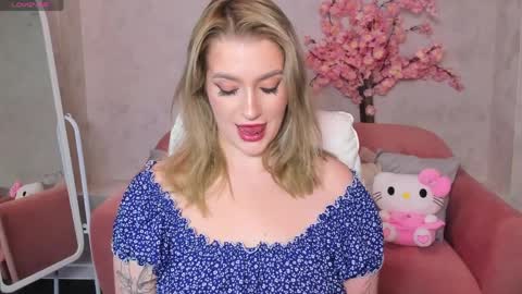 Snapshot of daisy_beckerr chatting on 04/02/26, 09:18 Viickie online show from 04/02/26, 09:18