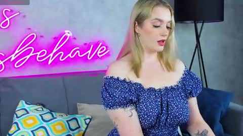 Snapshot of daisy_beckerr chatting on 04/09/26, 09:58 Viickie online show from 04/09/26, 09:58