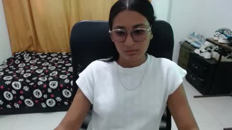 Daisy hot x online show from 10/06/25, 09:56