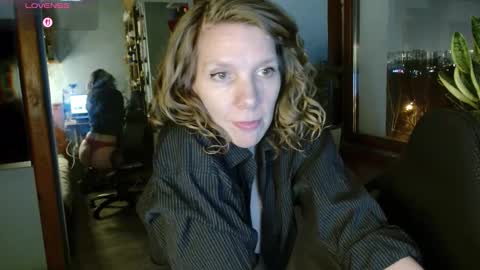 daisy_lovely online show from 02/22/26, 04:27
