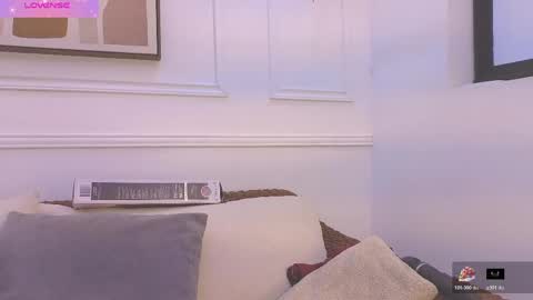 Snapshot of daisy_price chatting on 04/19/26, 10:14 Daisy Price online show from 04/19/26, 10:14