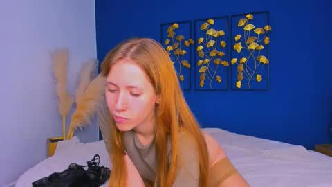 Snapshot of daisy_swanson chatting on 10/29/25, 03:47 Daisy Swanson online show from 10/29/25, 03:47