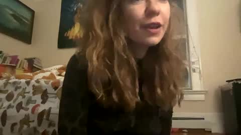 Snapshot of daisybaby699 chatting on 02/25/25, 08:14 DaisyB3 online show from 02/25/25, 08:14