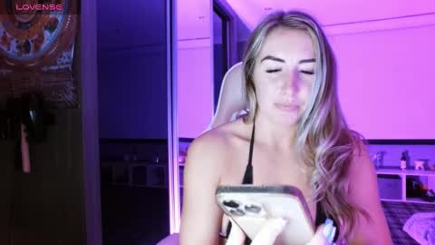 DaisyDeliciousxx online show from 12/11/24, 07:36
