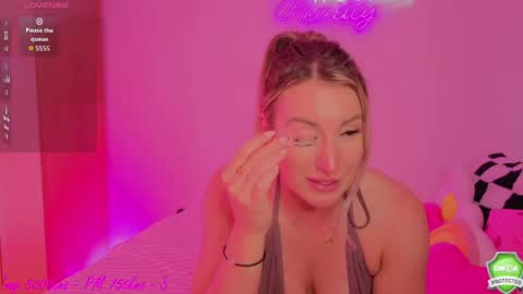 DaisyDeliciousxx online show from 05/11/26, 07:44