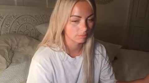 Daisy Dreams online show from 07/21/26, 10:56