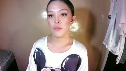 LILY   christmas wish breast implant online show from 12/13/24, 05:49