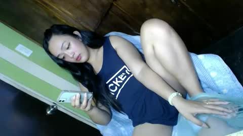 Snapshot of daisylira chatting on 11/01/25, 12:45 LILY christmas wish breast implant online show from 11/01/25, 12:45