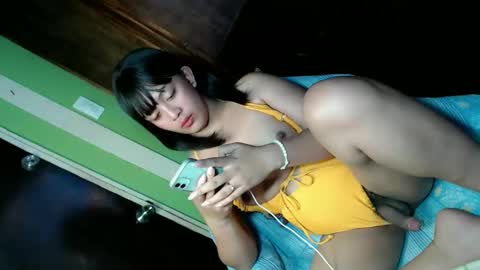 Snapshot of daisylira chatting on 11/19/25, 12:21 LILY christmas wish breast implant online show from 11/19/25, 12:21