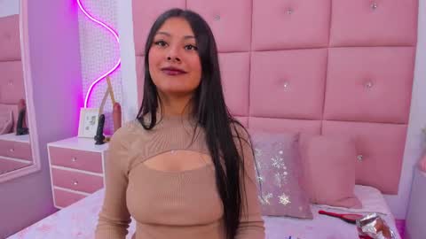 Mariana online show from 10/30/25, 12:17