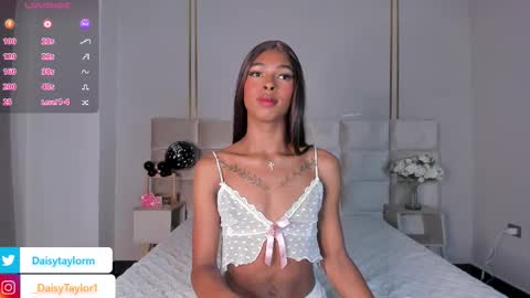 Daisy online show from 01/06/26, 01:48