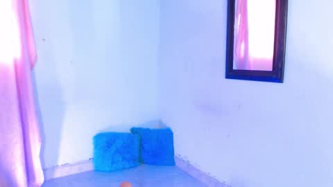 VALENTINA  online show from 11/09/25, 08:18