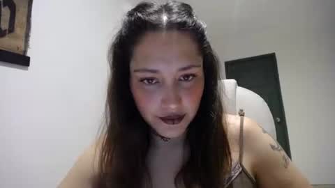 IG  dakotasofiaa online show from 04/29/26, 02:37