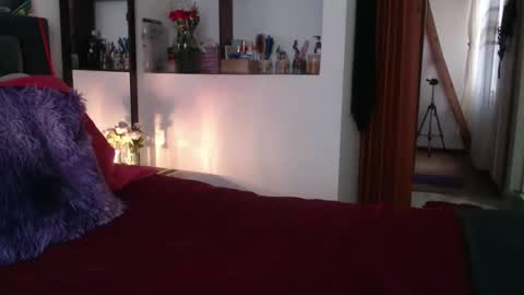   Dakota  online show from 02/12/25, 06:19