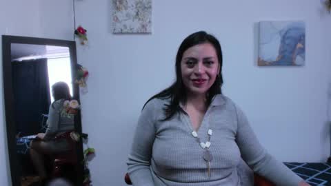 Dakotaagray online show from 11/09/25, 12:36