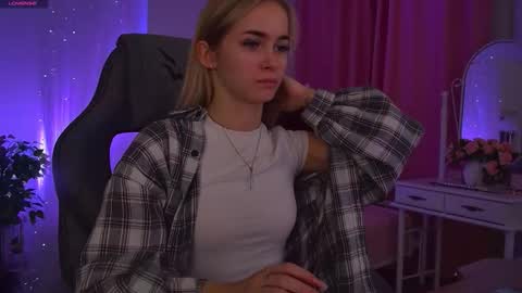 dakotaajohnnson online show from 10/27/25, 11:36