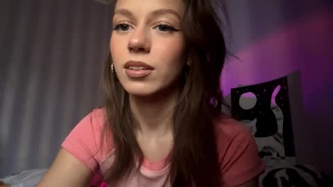 Snapshot of dakotabagaoisan chatting on 10/29/25, 12:07 Carrie online show from 10/29/25, 12:07