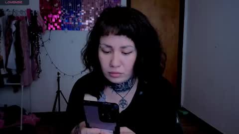 Snapshot of dakotacandy_ chatting on 11/13/25, 11:31 Dakota online show from 11/13/25, 11:31