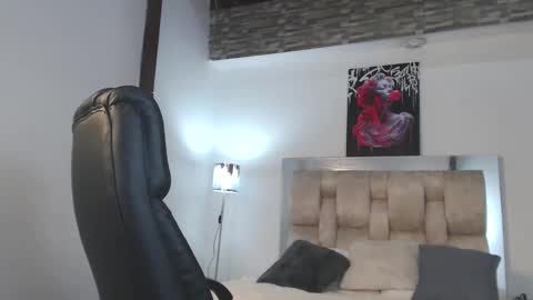 Snapshot of dakotarobbins_ chatting on 12/21/24, 02:15 dakotarobbins_ online show from 12/21/24, 02:15