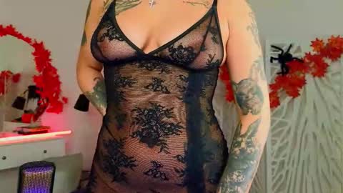 Snapshot of dakotasi chatting on 10/07/25, 12:13 Dasha online show from 10/07/25, 12:13