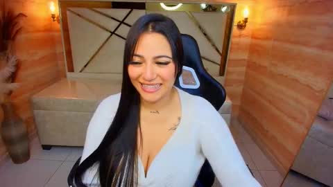 Dakotha  online show from 12/04/25, 03:16