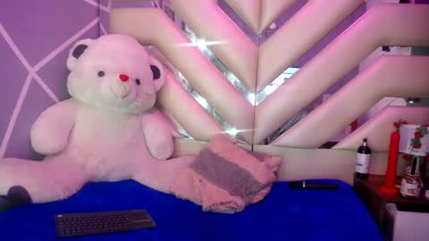     online show from 12/05/24, 04:31