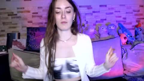 Dalia  online show from 10/09/25, 09:18